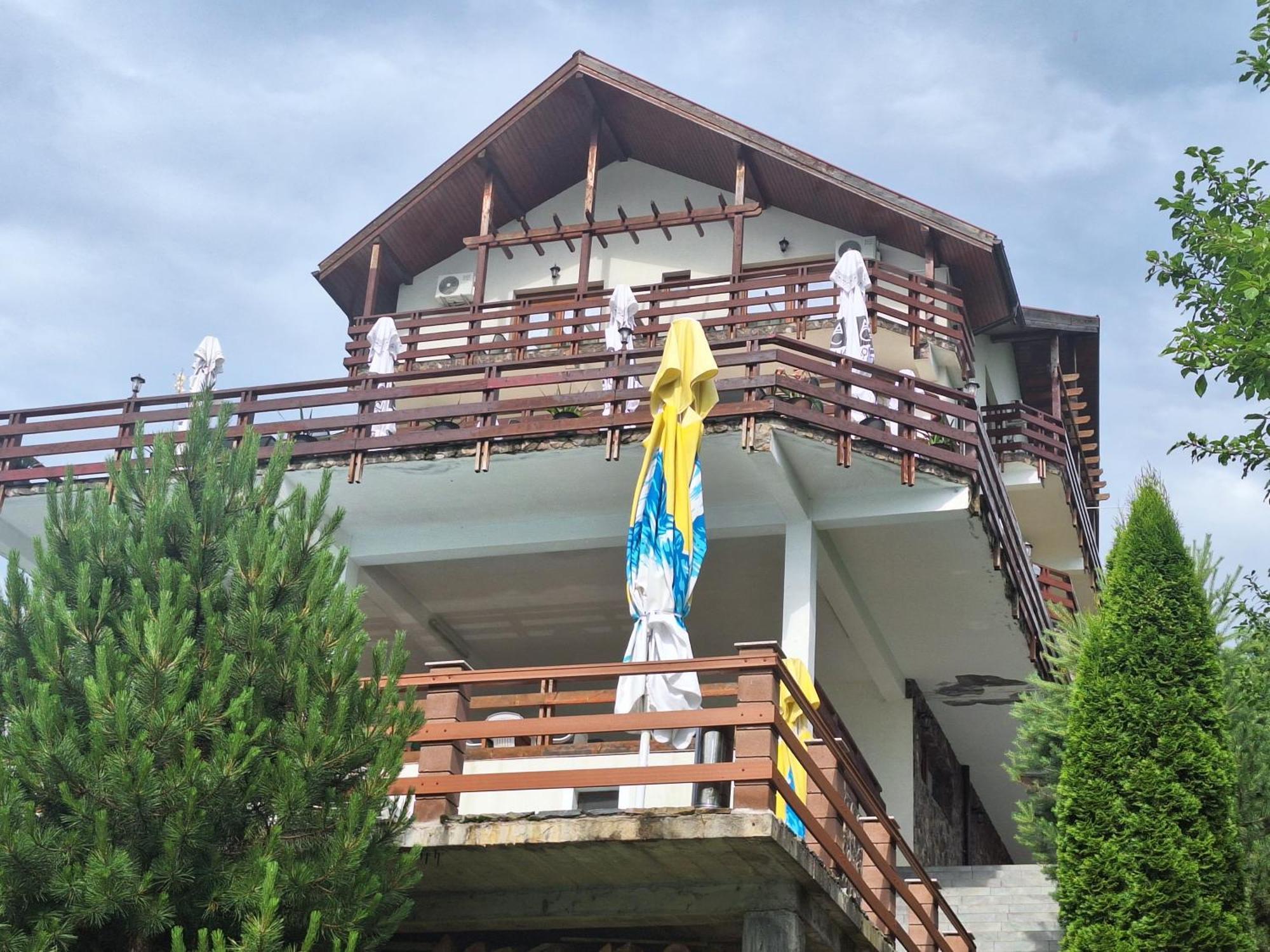 Pensiunea Belvedere Чинчиш Экстерьер фото