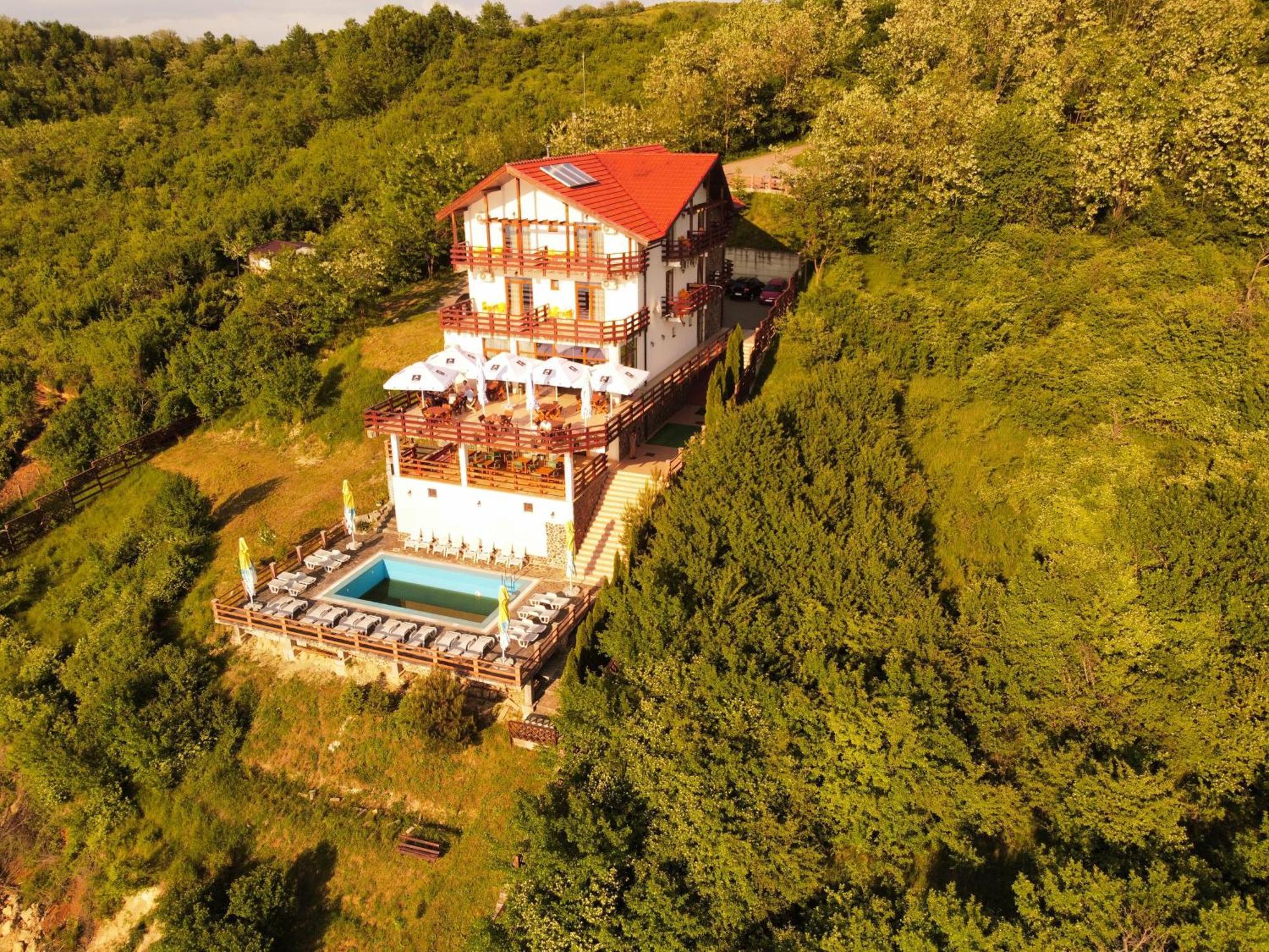 Pensiunea Belvedere Чинчиш Экстерьер фото